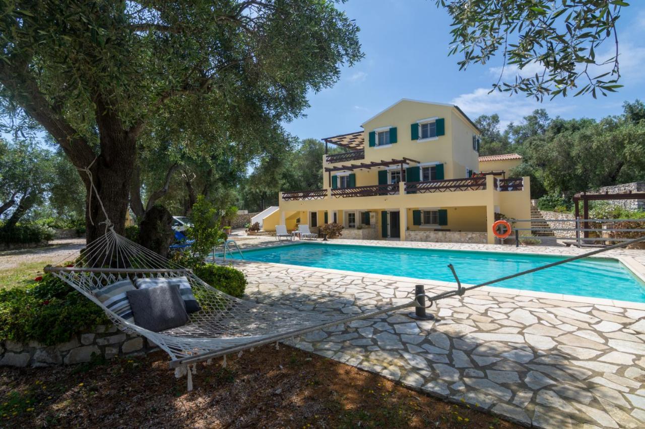 Villa Elaia Suites & Apartments No.7 Gaios Bagian luar foto