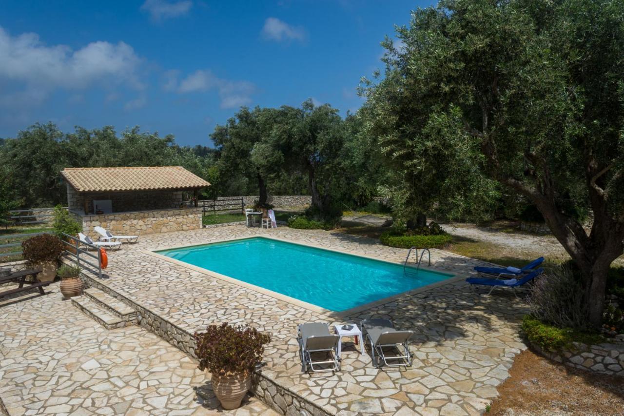 Villa Elaia Suites & Apartments No.7 Gaios Bagian luar foto