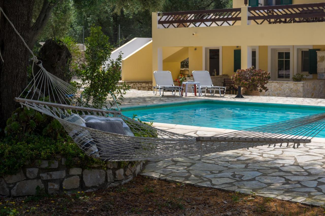 Villa Elaia Suites & Apartments No.7 Gaios Bagian luar foto