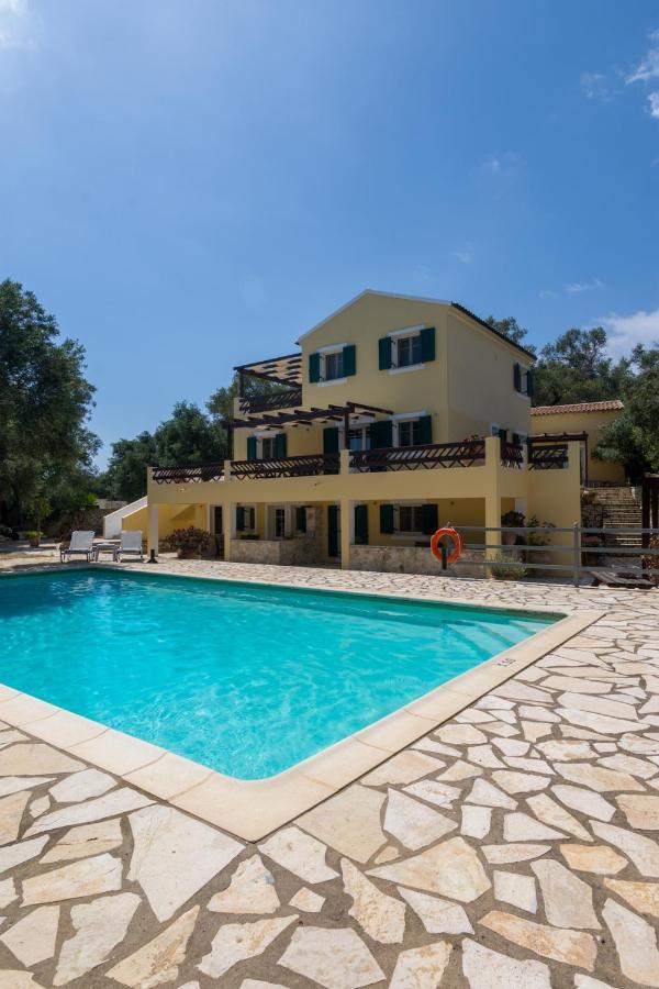 Villa Elaia Suites & Apartments No.7 Gaios Bagian luar foto