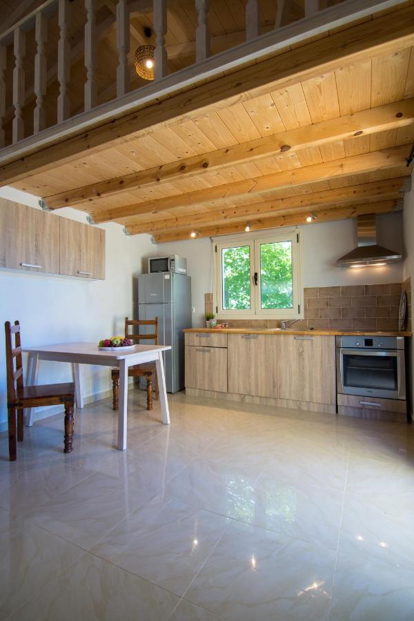 Villa Elaia Suites & Apartments No.7 Gaios Bagian luar foto